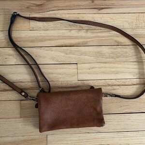 Brown faux Leather Crossbody/wristlet Bag